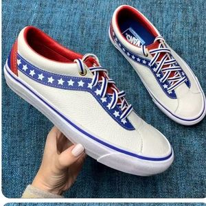 Vans Evel Knievel low tops new with tags size 10 mens